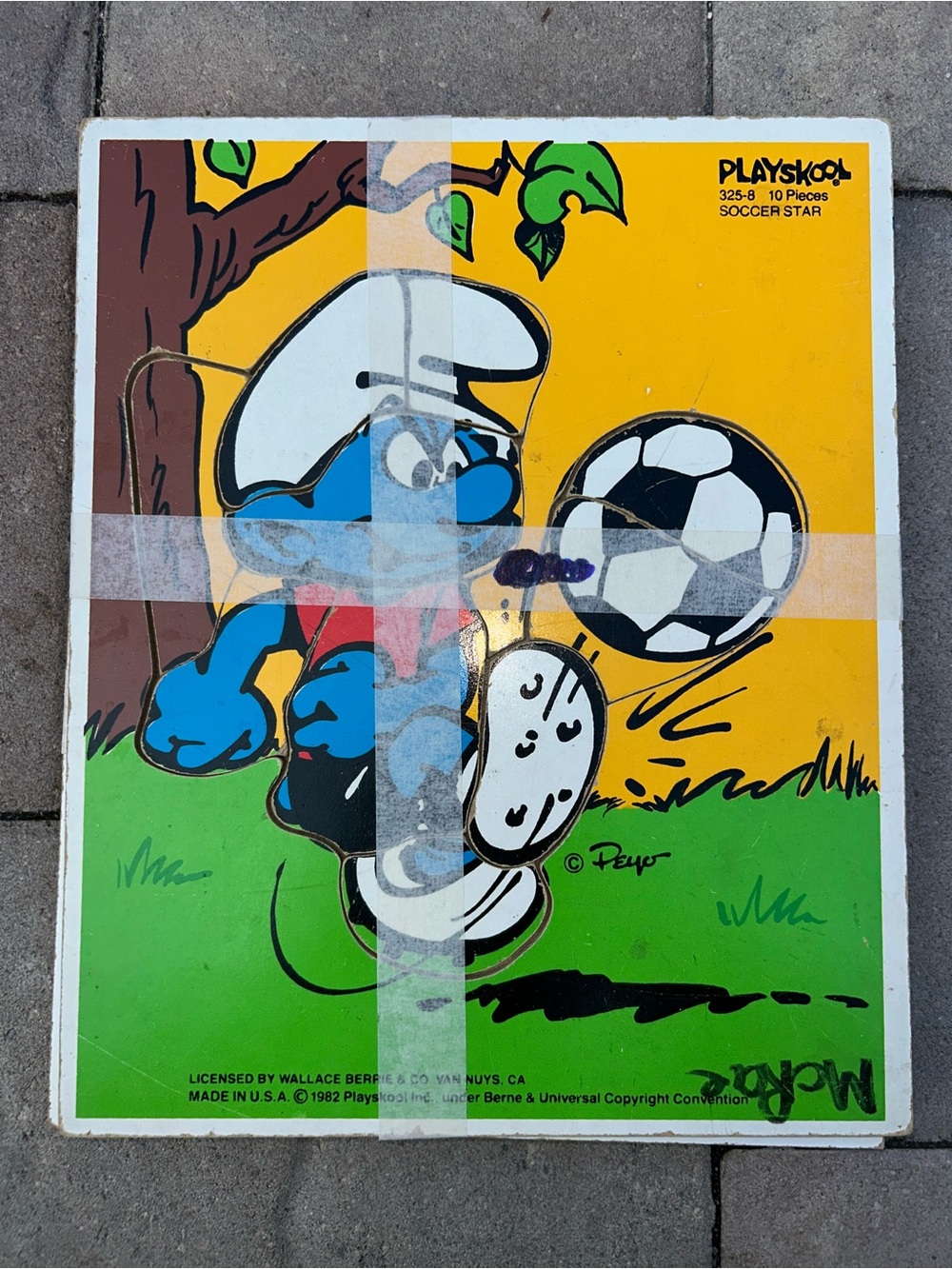 Vintage Playskool The Smurfs Soccer Star Puzzle Board - Bright Yellow & Green